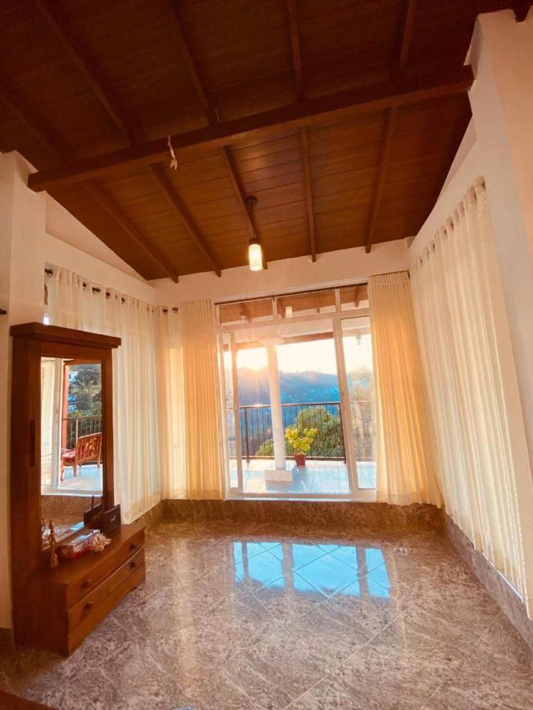 Kandyan View Homestay -Foreign Екстериор снимка