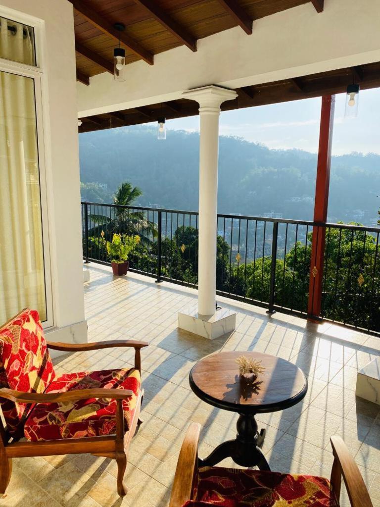 Kandyan View Homestay -Foreign Екстериор снимка
